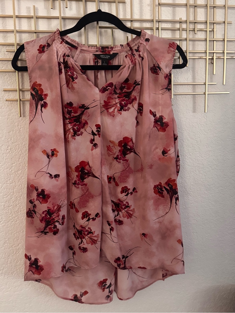 Simply Vera Vera Wang Pink Floral Pleated Neck Sleeveless Blouse